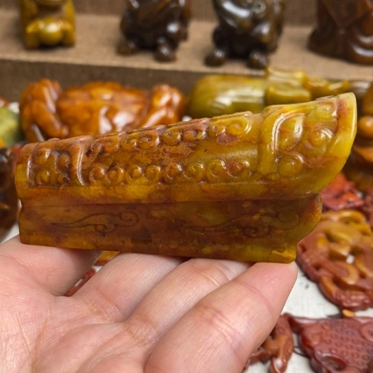 蛇纹石玉未镶嵌颈饰07
