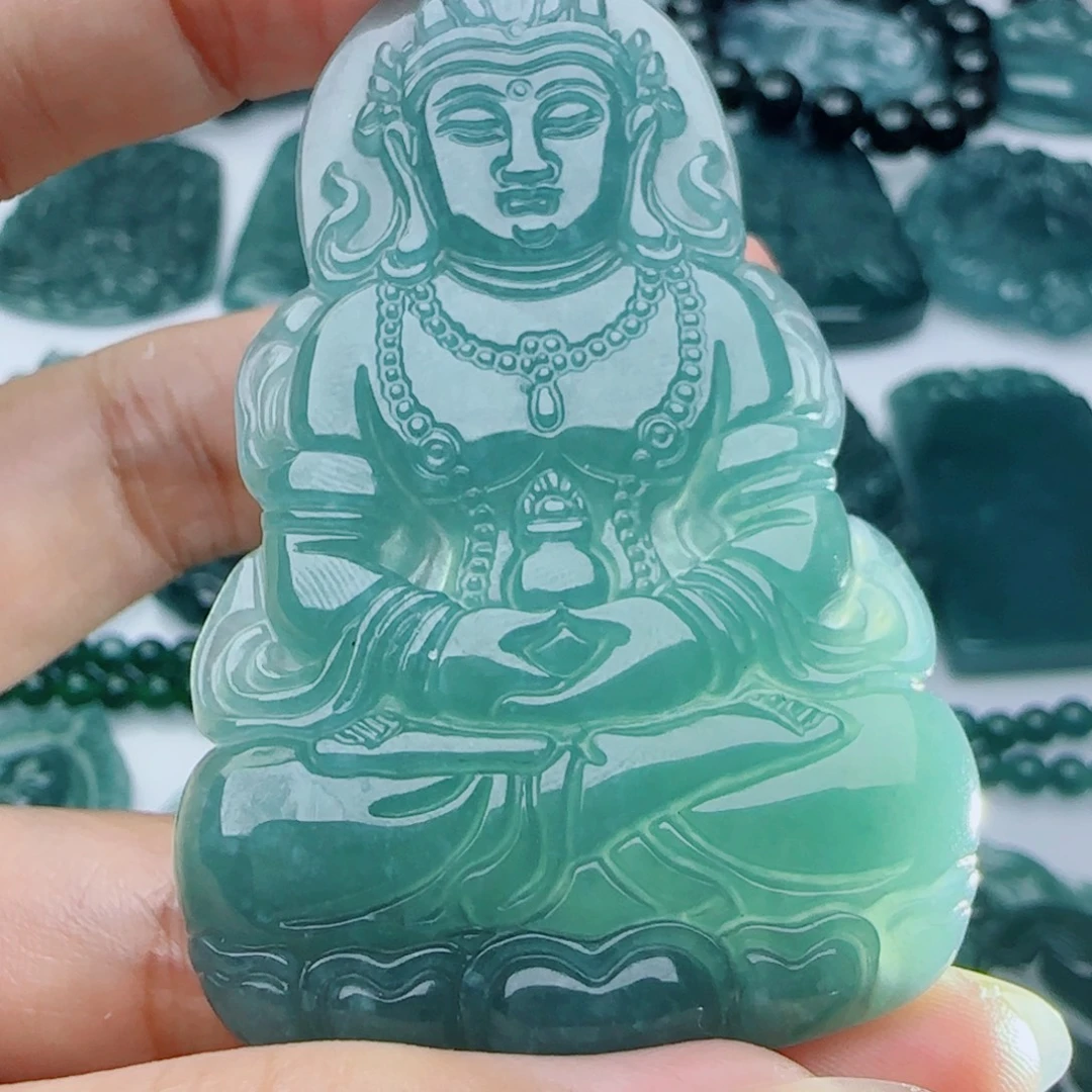 颈饰未镶嵌翡翠多样性发货天然的A货翡翠