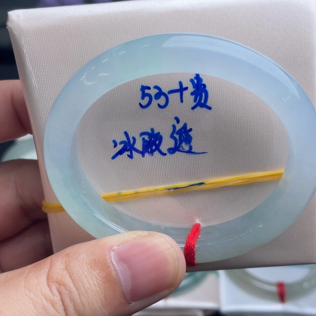 翡翠未镶嵌手镯翡翠手镯05