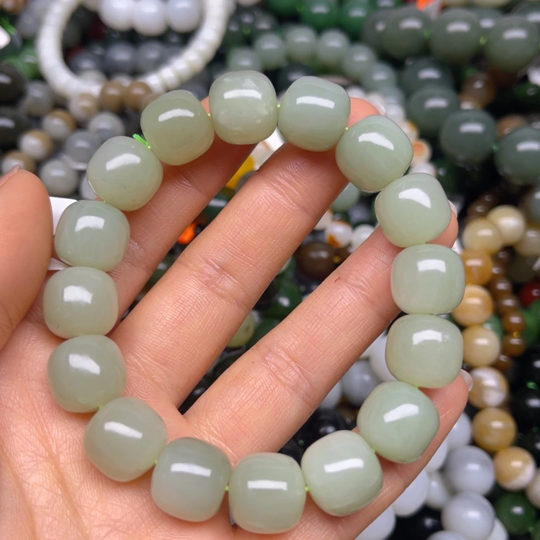 和田玉未镶嵌手链