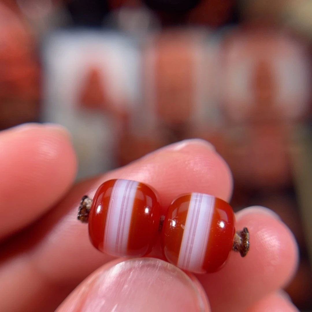 玛瑙/玉髓未镶嵌一线老型珠一对8.1不退不换