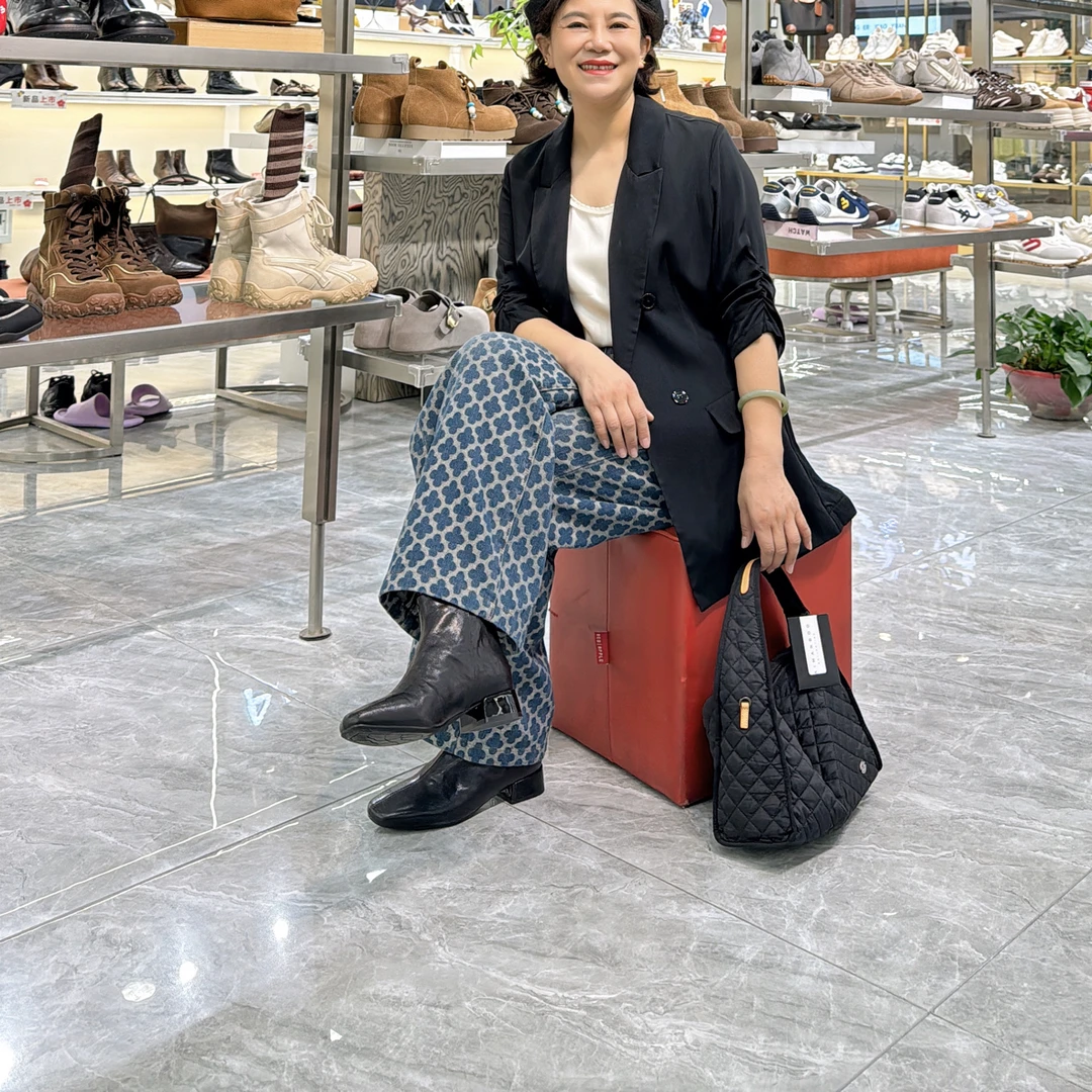 漫步佳人，时尚瘦瘦靴