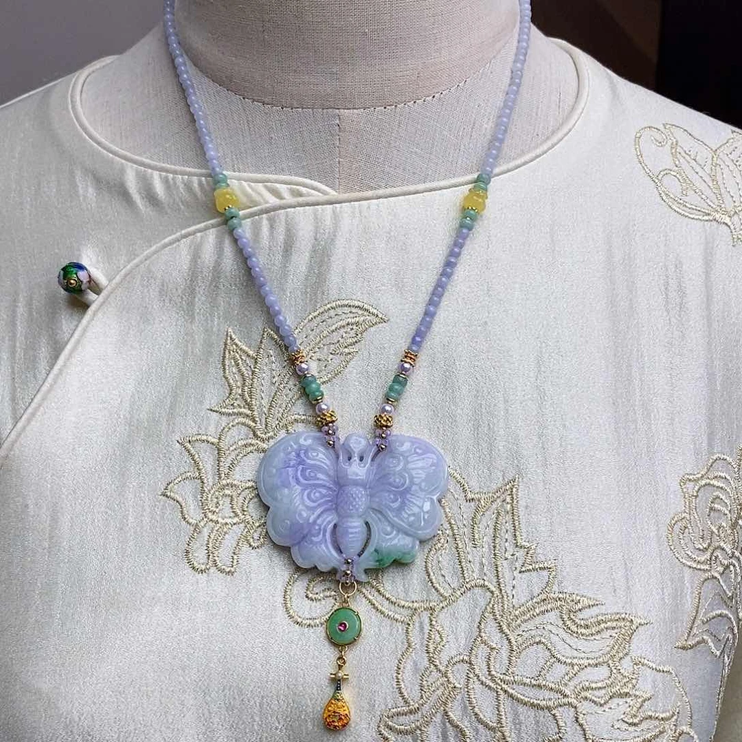 翡翠颈饰未镶嵌天然