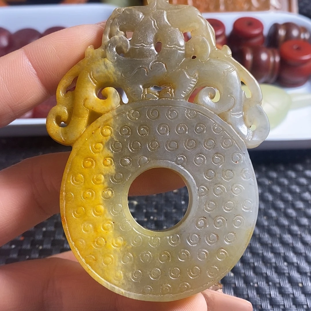 岫玉未镶嵌珠宝奇石