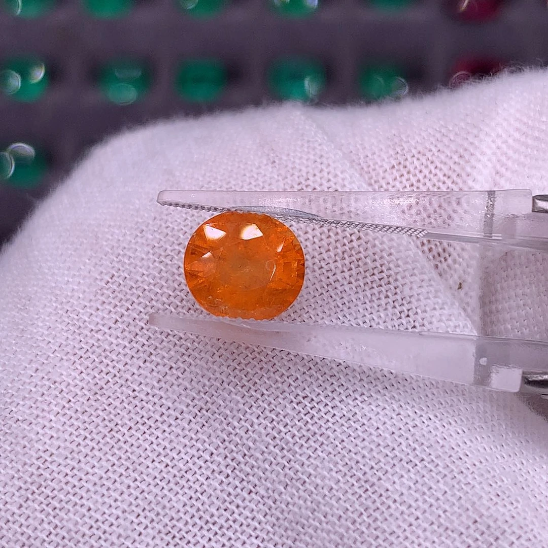 珠宝半成品石榴石（芬达石）未镶嵌998866555566