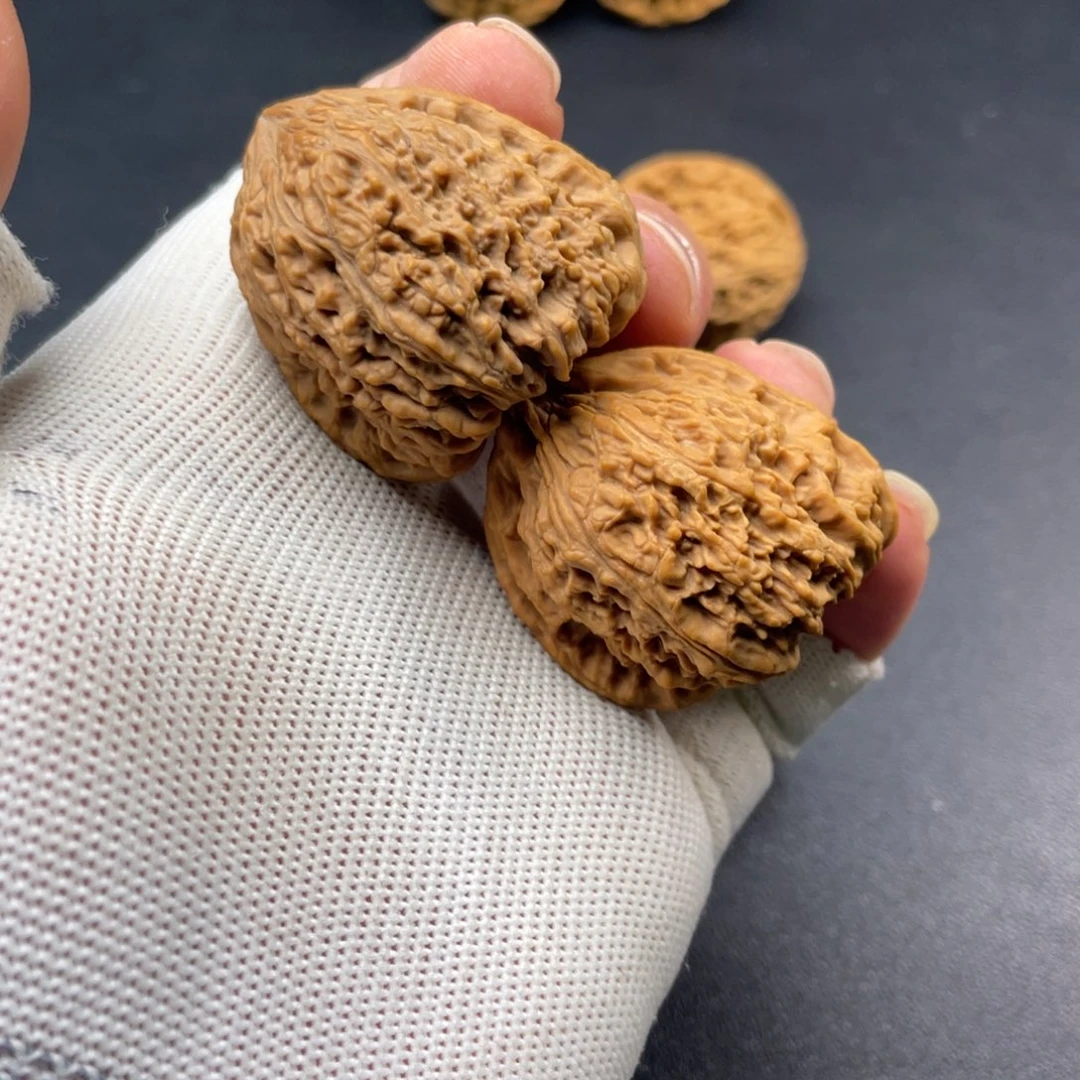 心***要文玩核桃吊坠南疆石