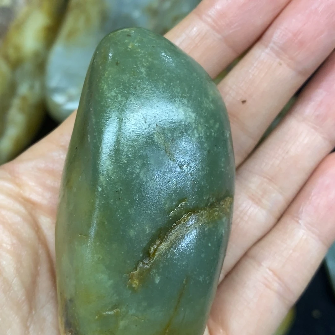 未镶嵌和田玉（糖玉）挂件