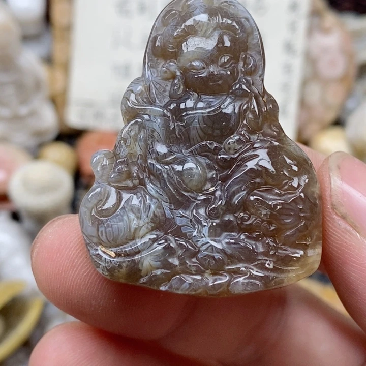 硅化珊瑚（珊瑚玉）未镶嵌颈饰有瑕 小