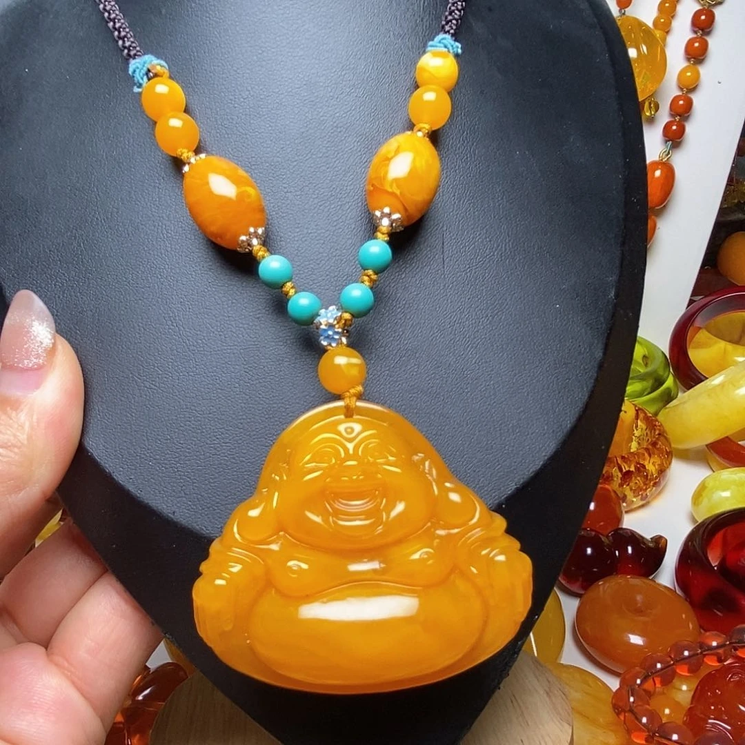 琉璃颈饰精美佛牌