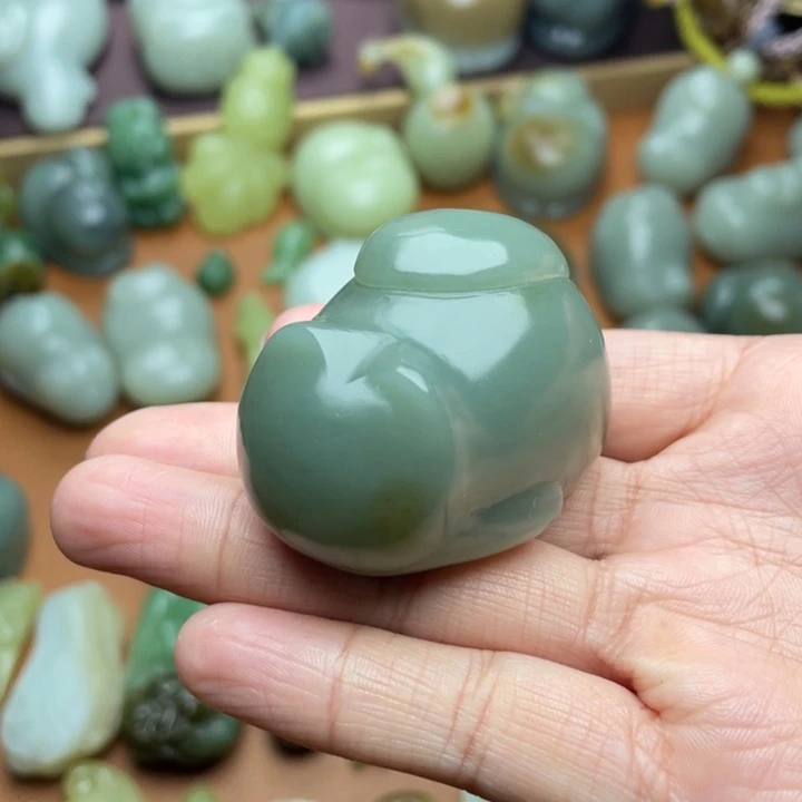 【闪购商品】颈饰未镶嵌和田玉