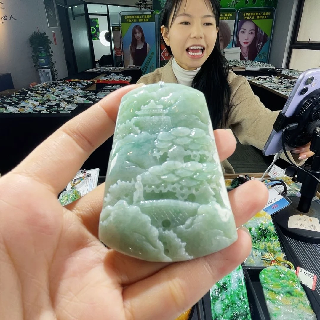 颈饰未镶嵌翡翠一