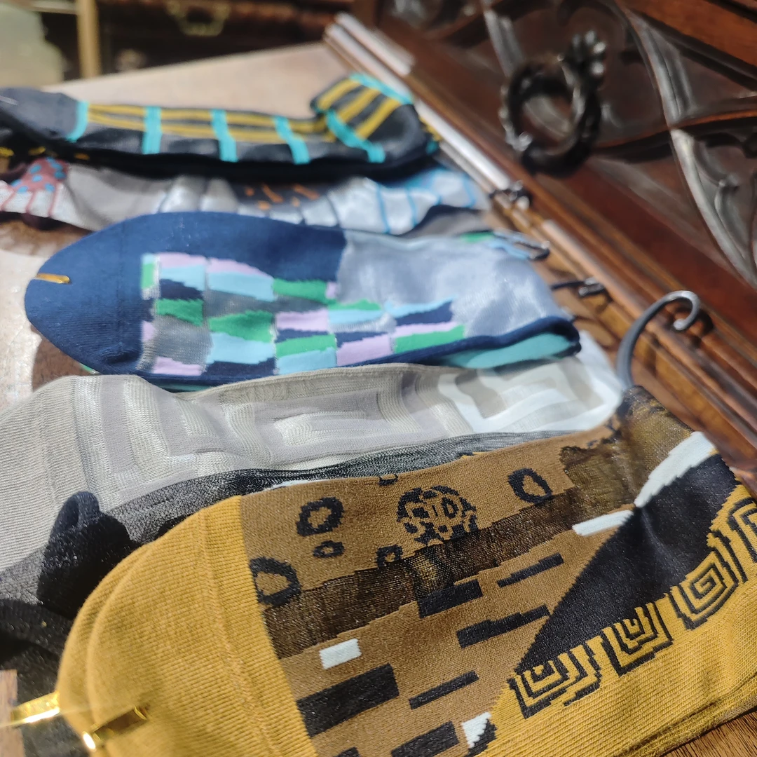 女士夏季薄款时尚中筒袜透气丝袜