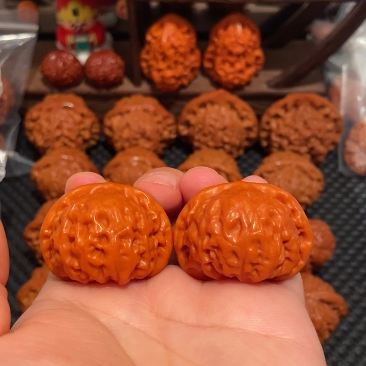 文玩核桃把件37.3尺寸宫灯2504