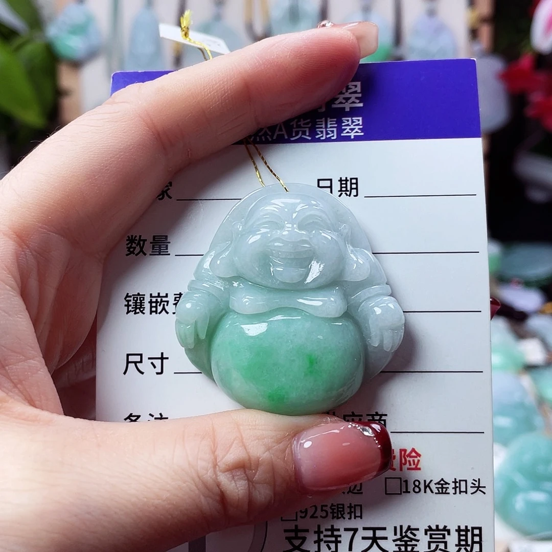 翡翠未镶嵌颈饰佛公22