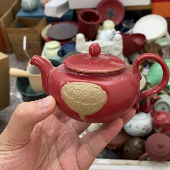 陶瓷艺术品及陶瓷壶