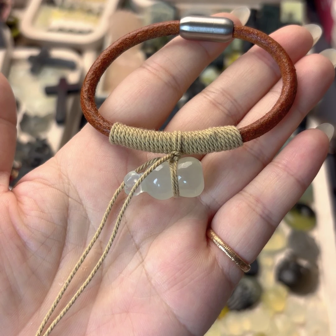 蛇纹石玉合金颈饰
