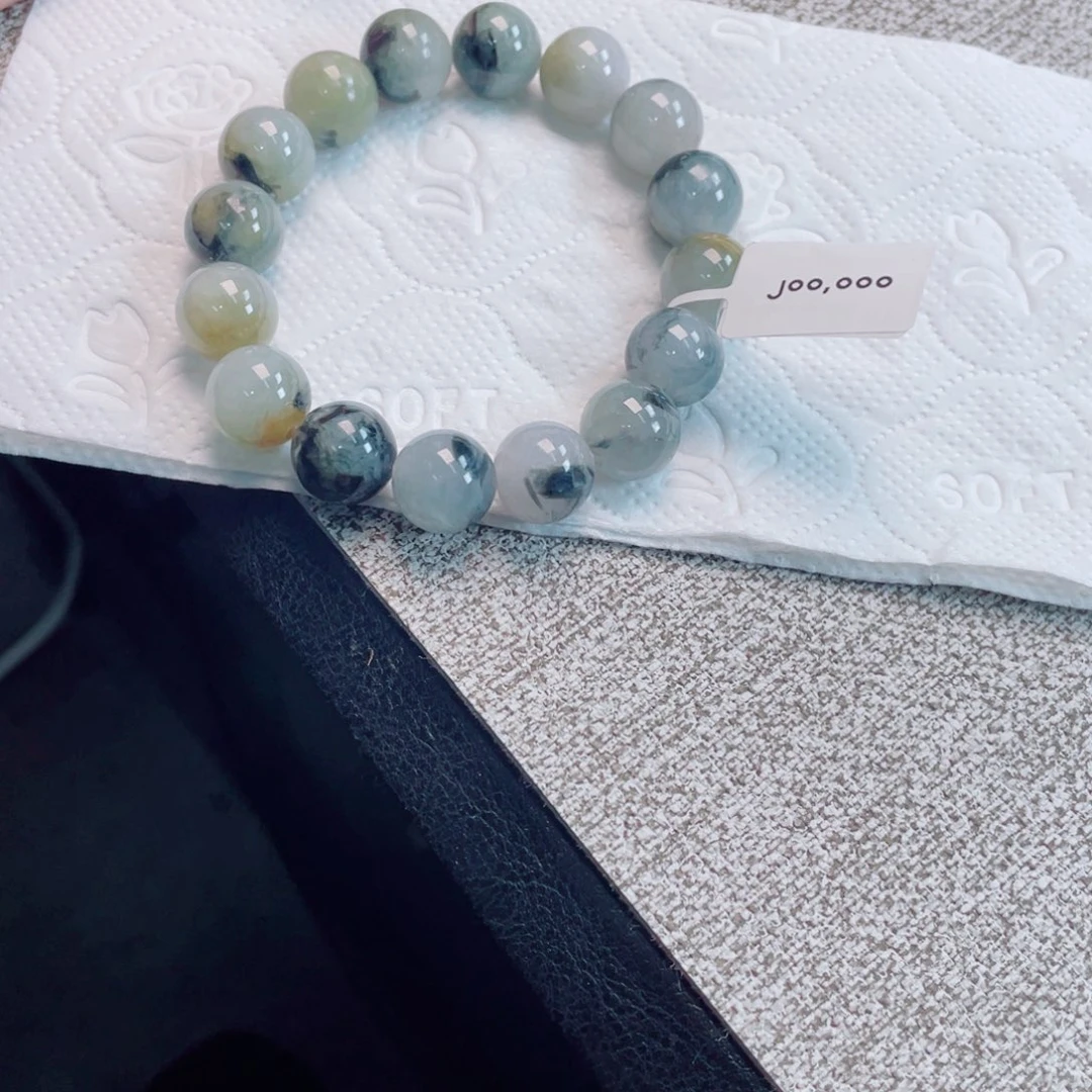 定制翡翠未镶嵌珠串