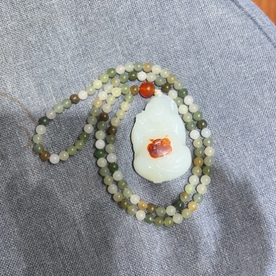 未镶嵌和田玉（糖玉）挂件