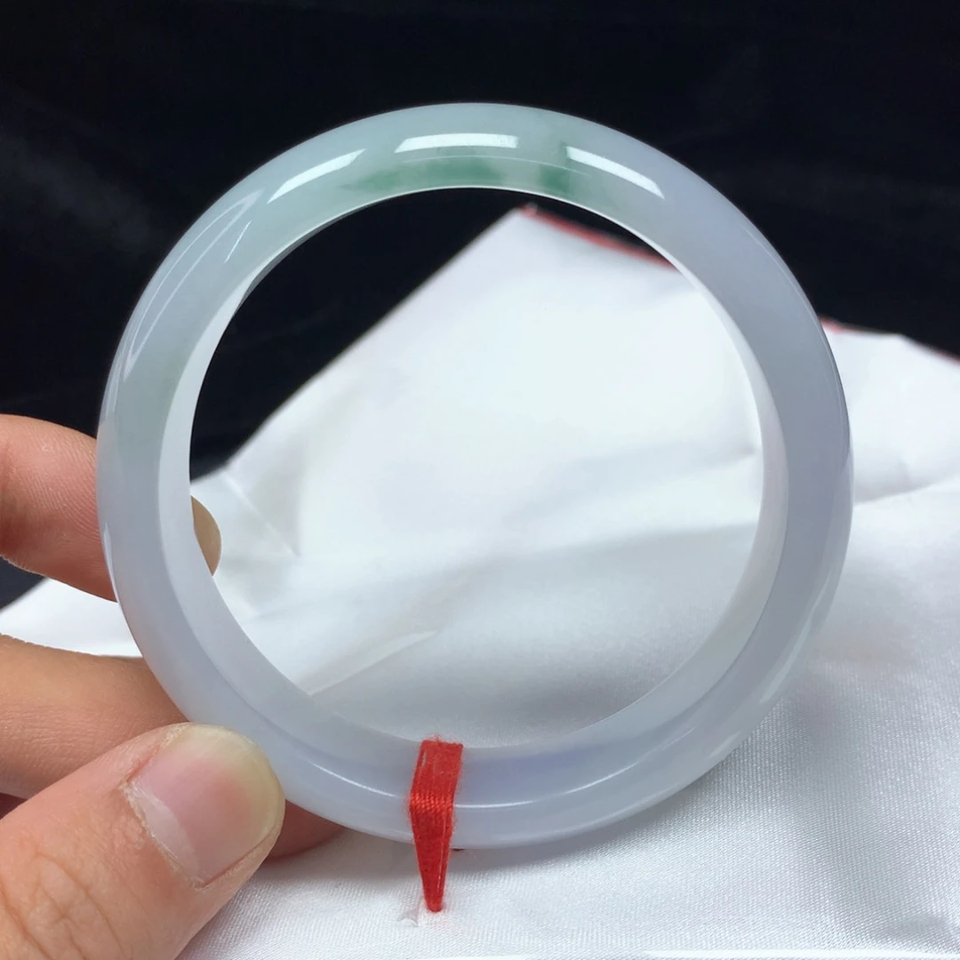 翡翠手镯（圆镯）未镶嵌58.1