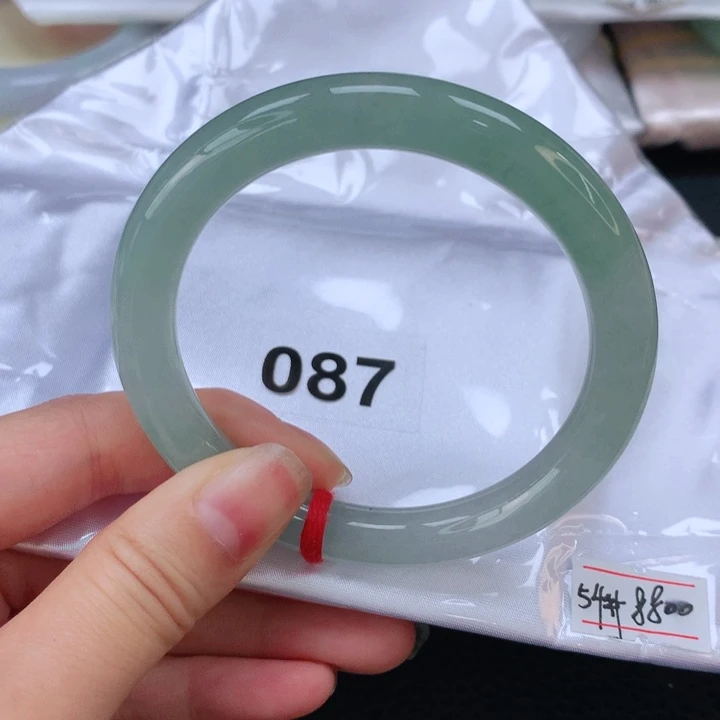 翡翠手镯未镶嵌翡翠手镯54圆
