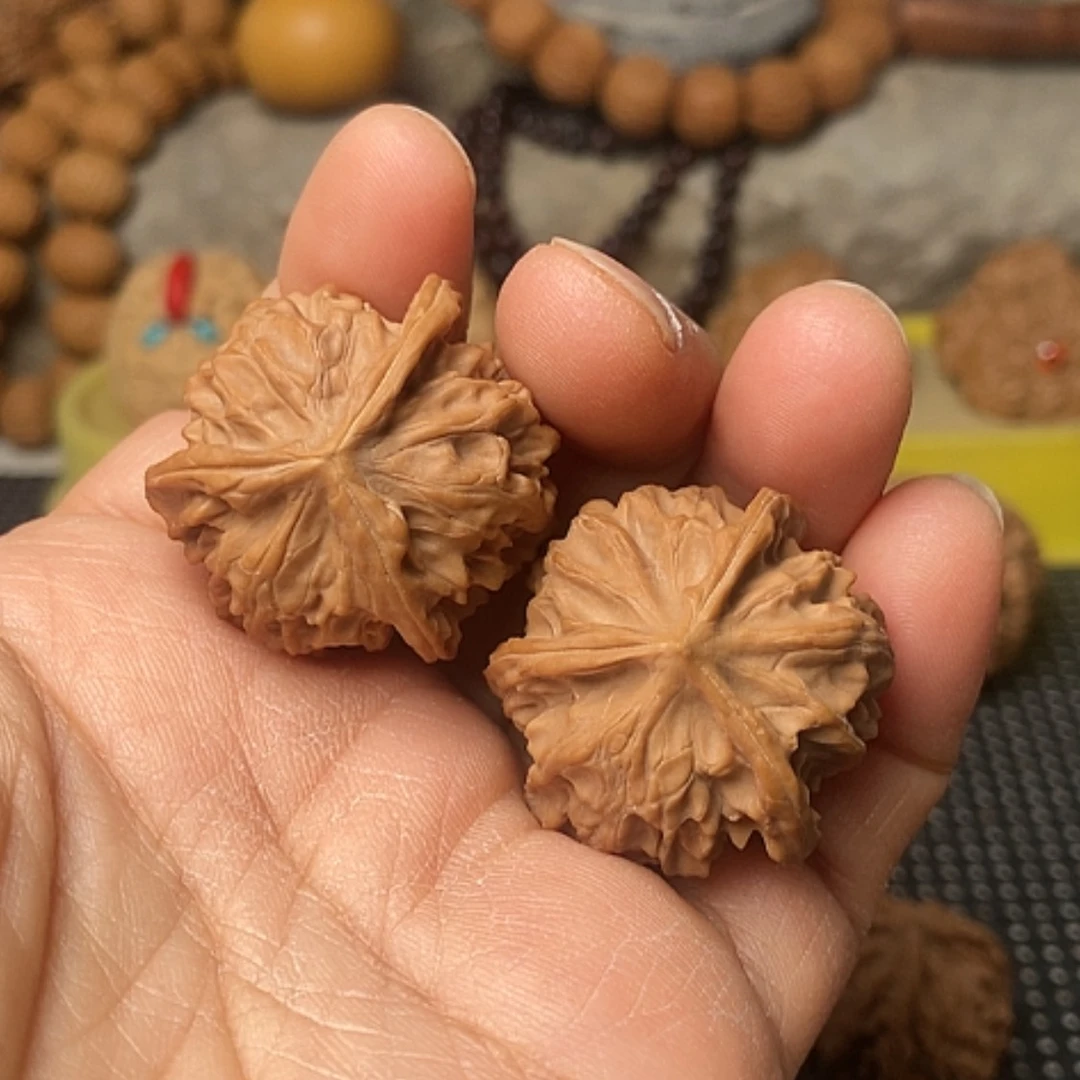 【闪购商品】把件文玩核桃辛****哥三棱正奔31