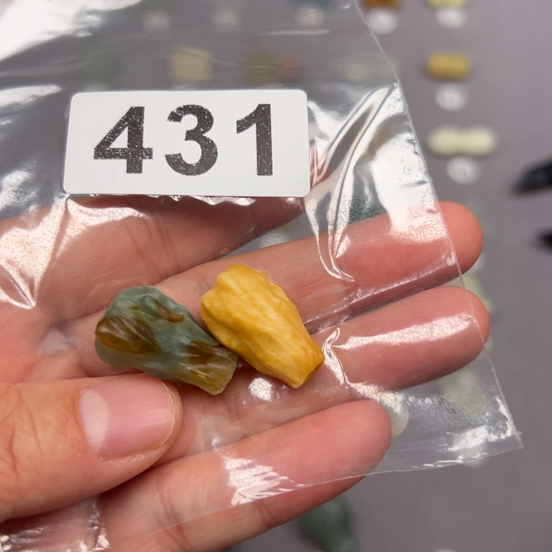 未镶嵌蛇纹石玉颈饰s****8