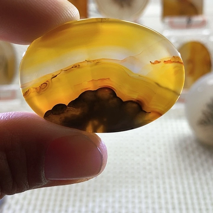 未镶嵌颈饰玛瑙/玉髓