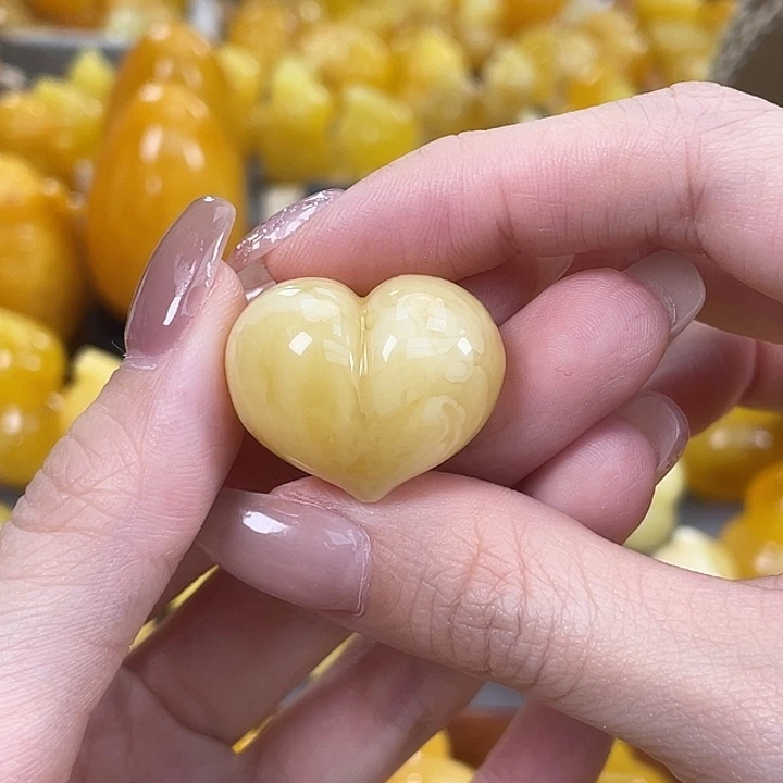 豪***安琥珀未镶嵌珠宝奇石琥珀蜜蜡J