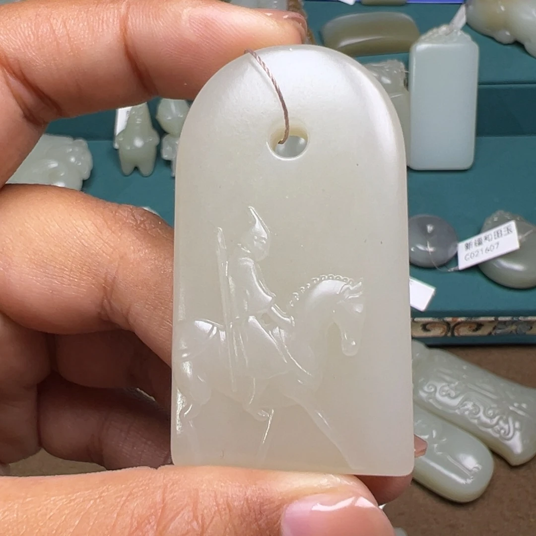 和田玉颈饰未镶嵌c*c