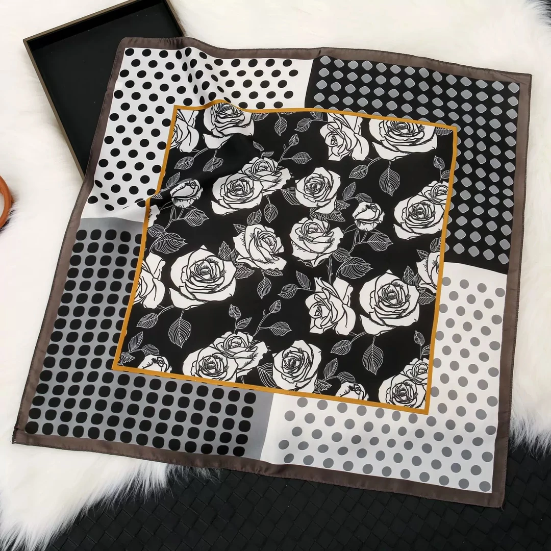 肖邦玫瑰 丽锦缎 70*70 百搭时尚丝巾