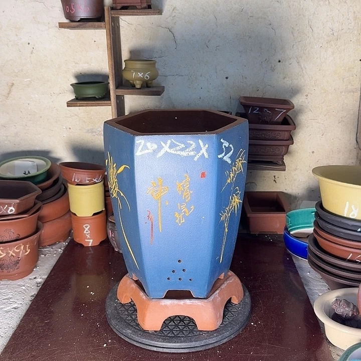 紫砂花盆，手工制作