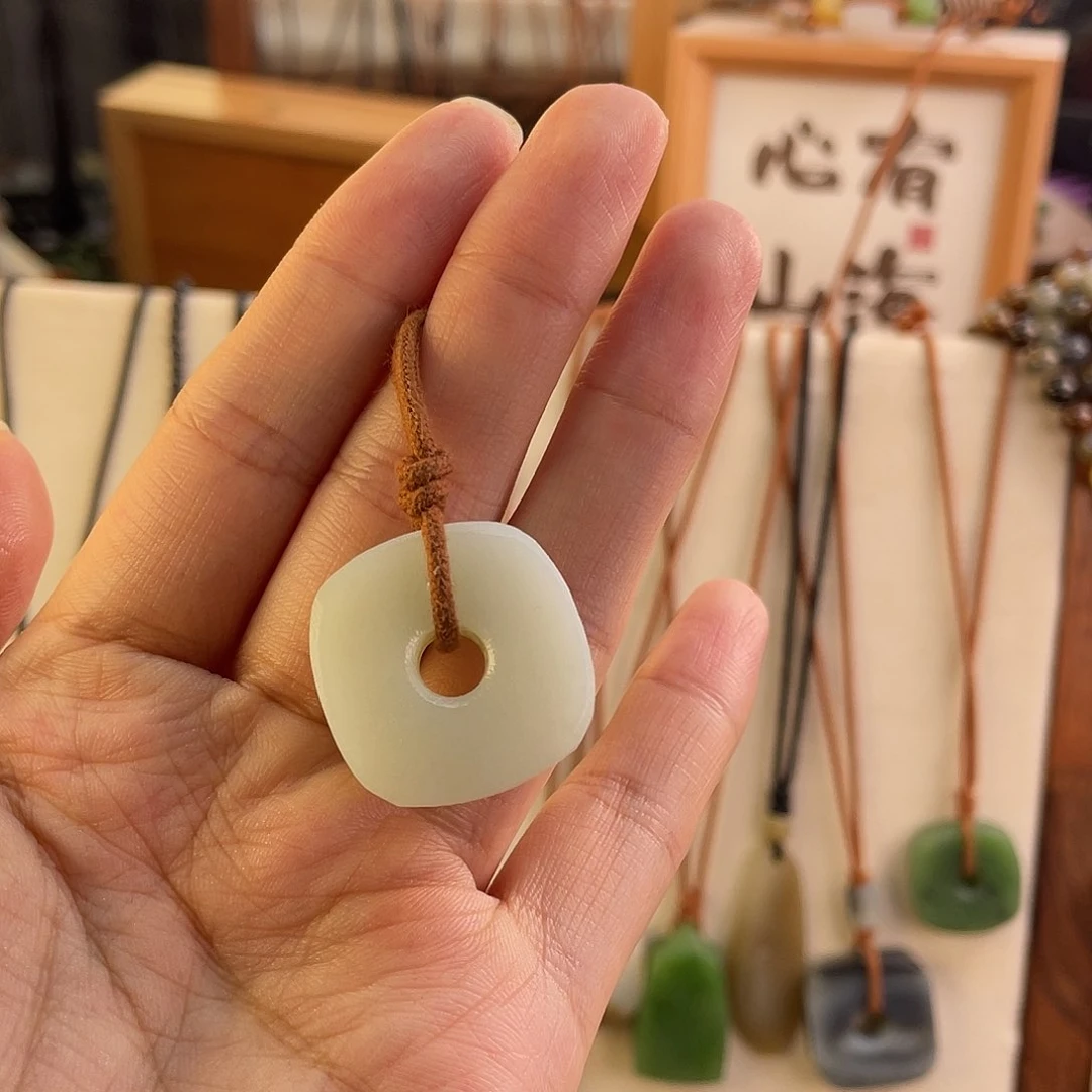 【闪购商品】手链未镶嵌和田玉