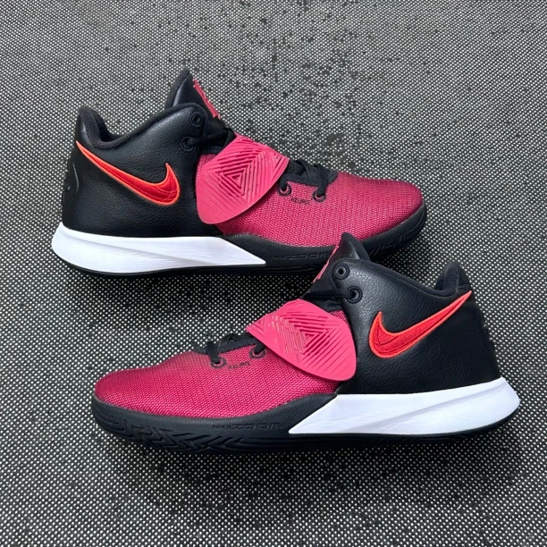 95新 NIKE/耐克 43码 欧文 flytrap 黑红 无盒 复古篮球鞋