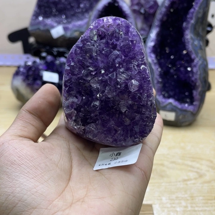 未镶嵌大型摆件(非配饰)紫晶