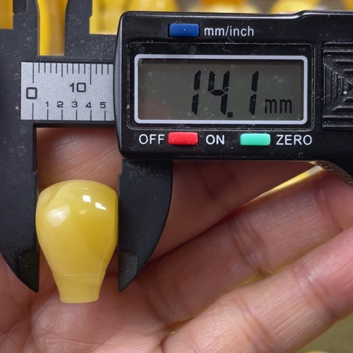 蜜蜡未镶嵌裸石28杂