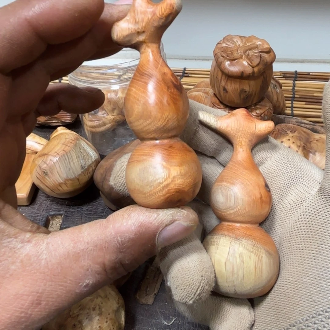 柏木（崖柏）百****见北太行随行手把件