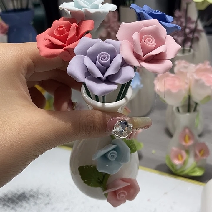 陶瓷纯手工捏花设计