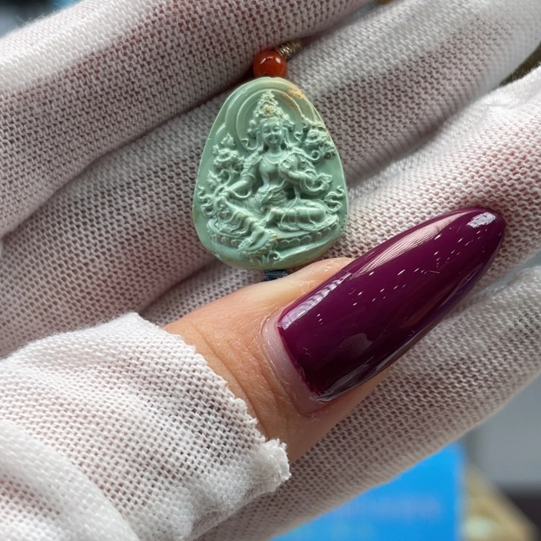 绿松石未镶嵌挂件