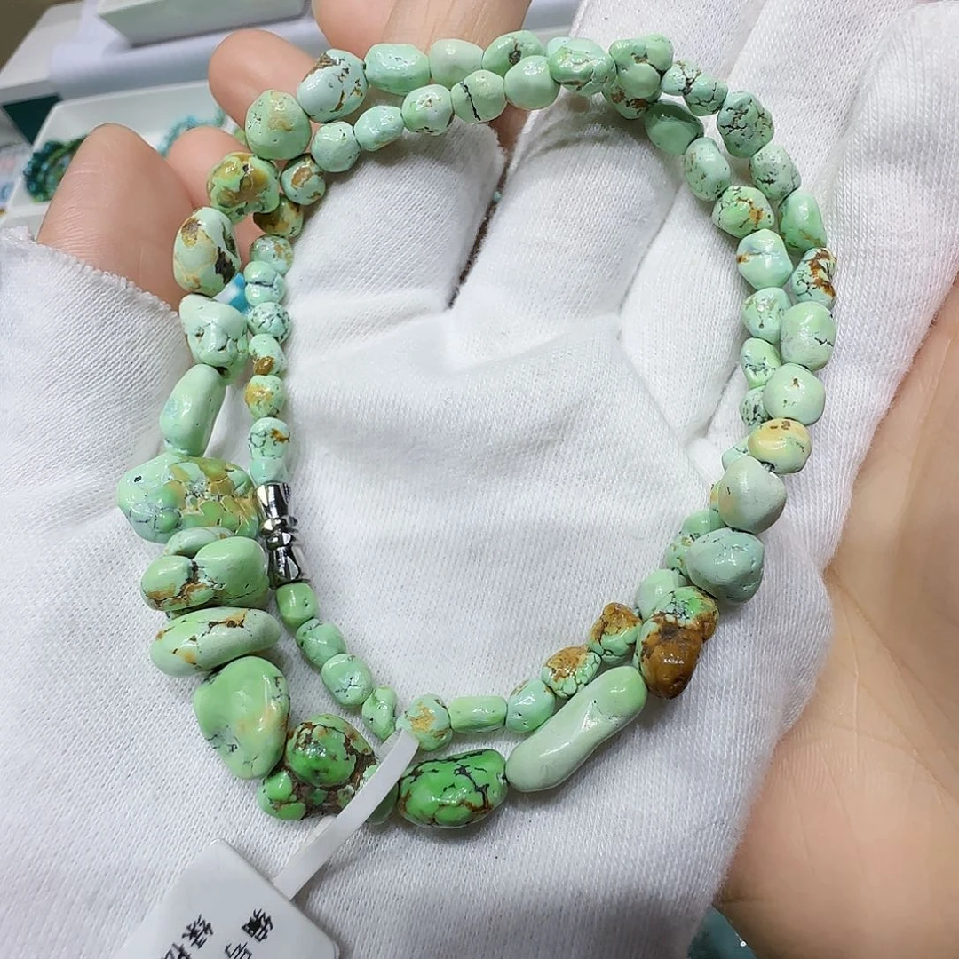 未镶嵌绿松石原矿绿松石