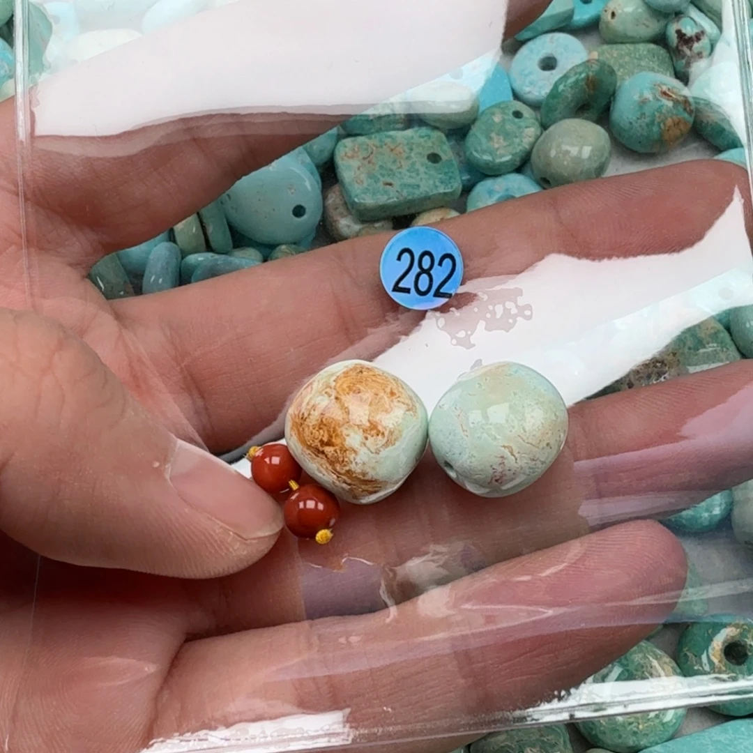 南红玛瑙未镶嵌珠宝奇石