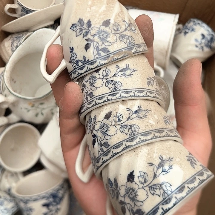 摆件陶瓷盘子碗啥都有