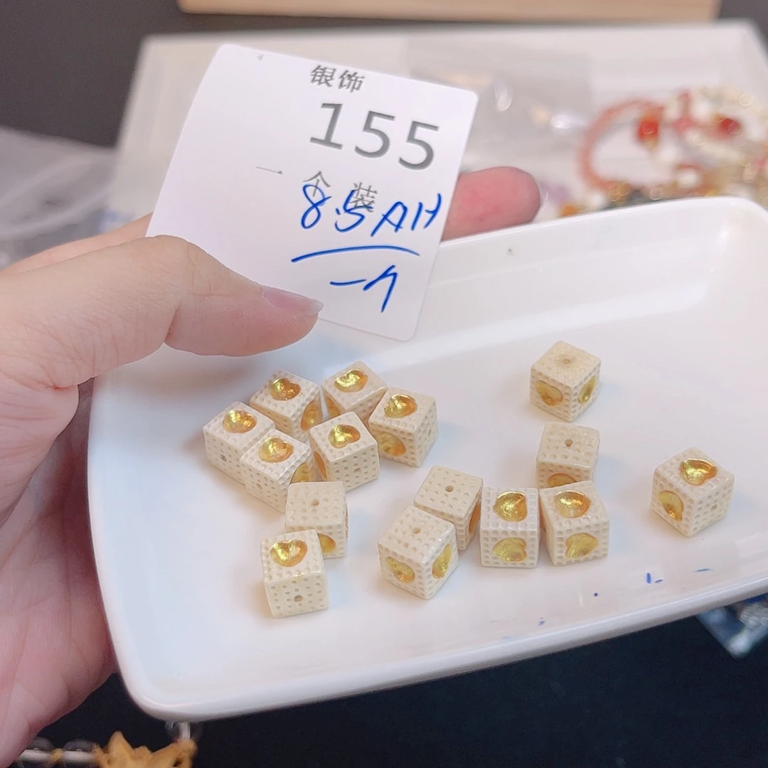 水晶珠宝半成品未镶嵌155 。