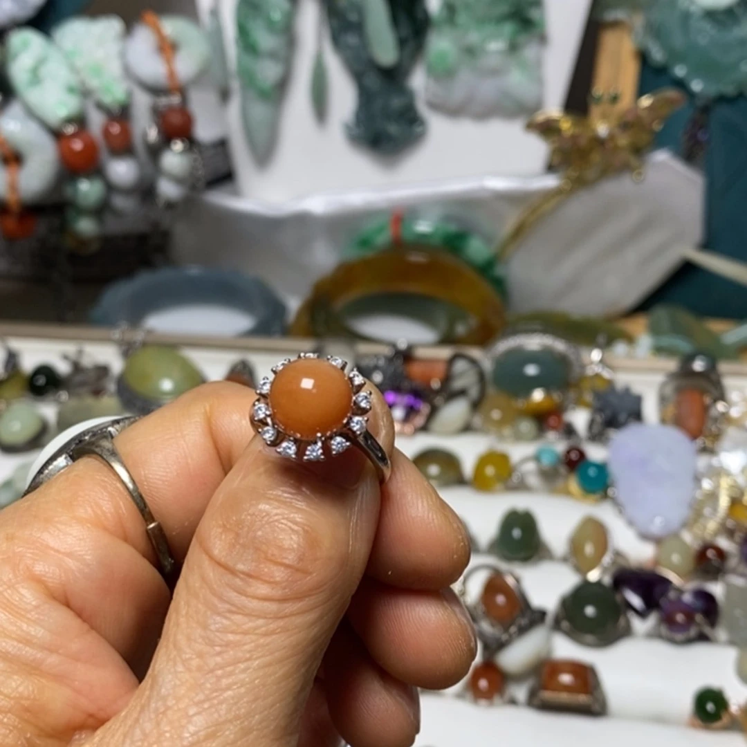 【闪购商品】翡翠吊坠(赠链)未镶嵌