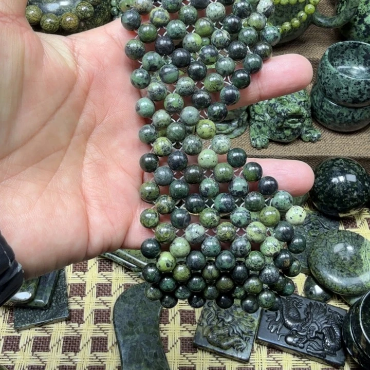 蛇纹石玉未镶嵌药王石能量养生产品