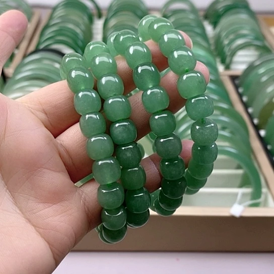 东陵石未镶嵌手镯