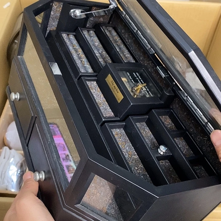 雅舍新货大漂亮Uu56