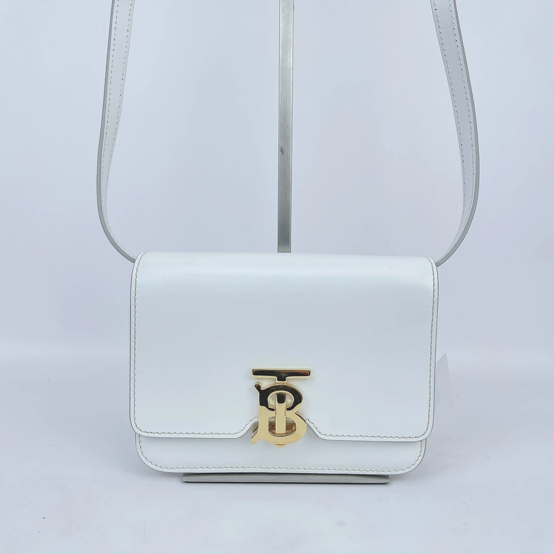 95新 BURBERRY/博柏利 博柏利 白色牛皮单肩包底长16 D361