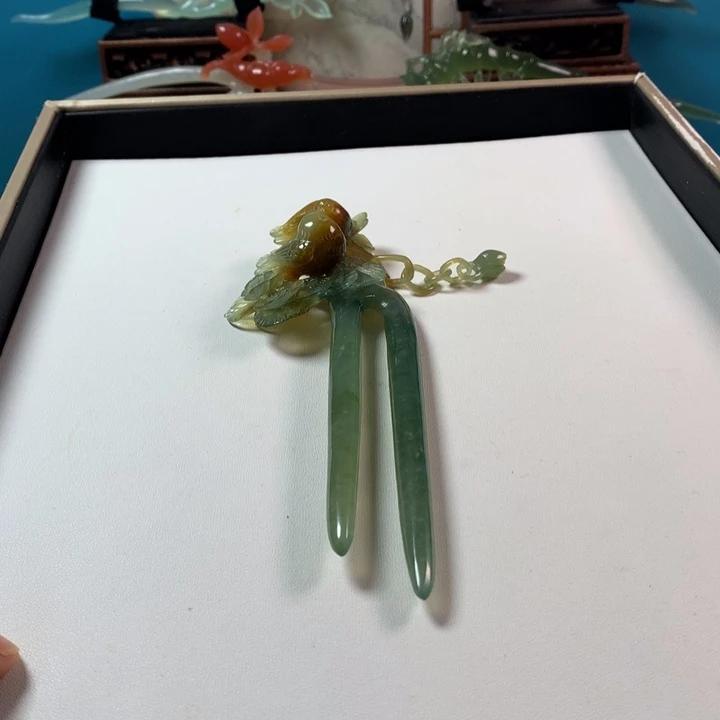 蛇纹石玉发簪未镶嵌画****师