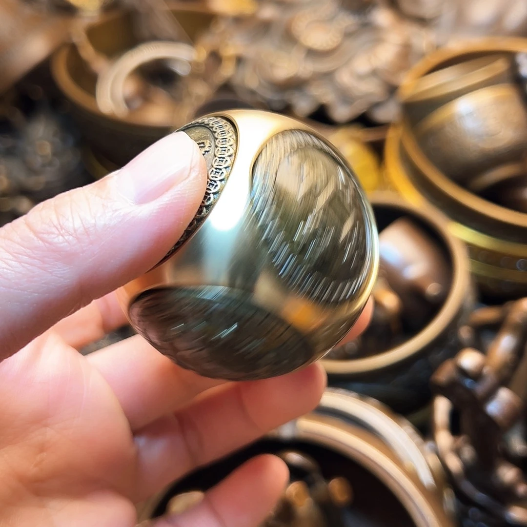 精美铜器工艺品等