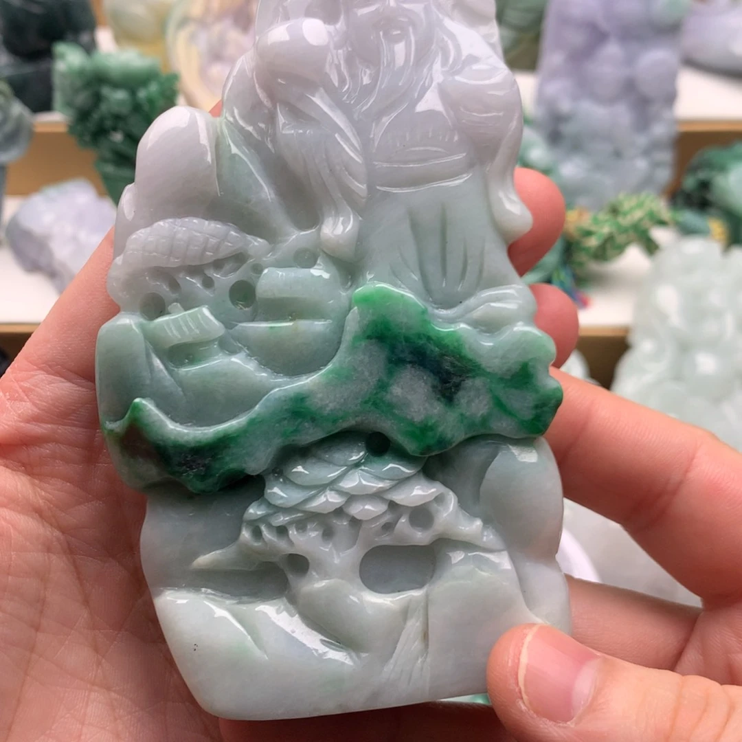 吊坠(不含链)未镶嵌翡翠